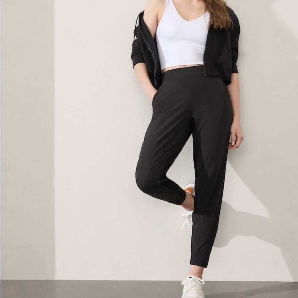 Athleta Brooklyn Legacy Mid-rise Joggers black size 14